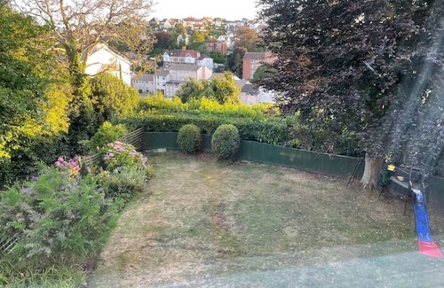 Roundham Villa | Amazing Detached Victorian Villa really close to the sea!