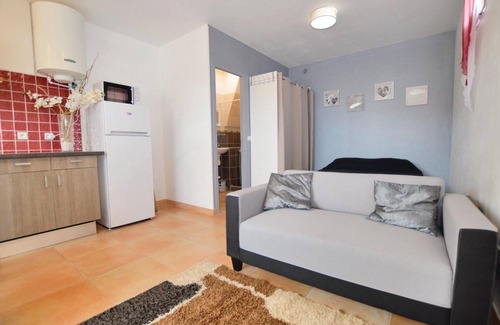Aleria House | Amazing home in Aleria with WiFi