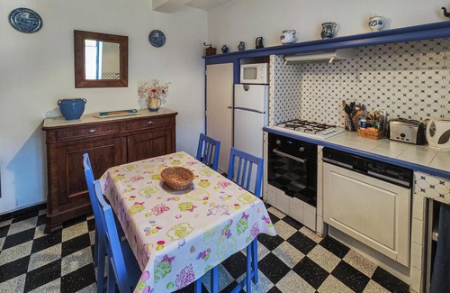 Berlou House | Amazing home in Berlou