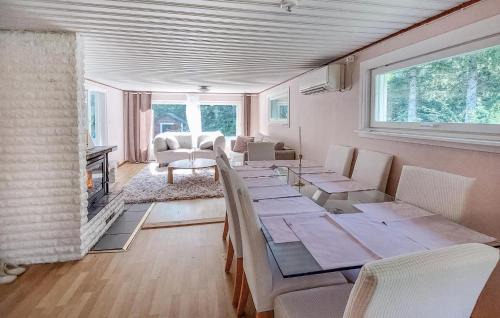 Horby House | Amazing Home In Hörby With Wifi