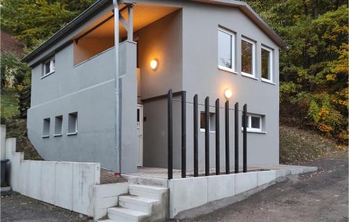 Hainrode House | Amazing Home In Hainrodehainleite