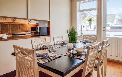 Karlsborg House | Amazing Home In Karlsborg With Wifi