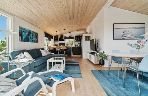 Kirke Saaby House | Amazing home in Kirke Såby with WiFi