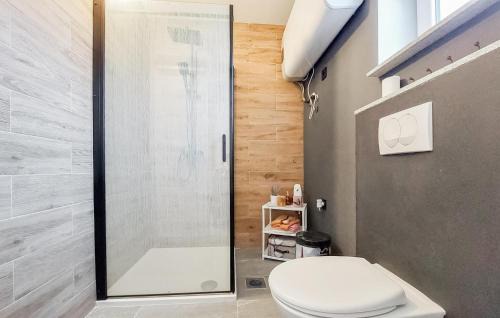 Salakovci House | Amazing Home In Labin With Kitchen