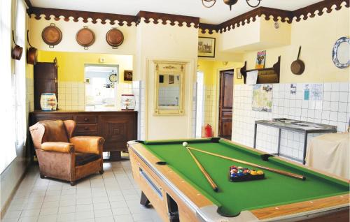Marconne House | Amazing Home In Marconne With Kitchen