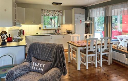 Mariefred House | Amazing Home In Mariefred With Wifi