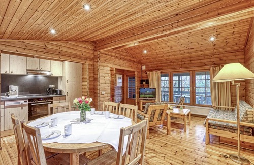 Fehrenbach House | Amazing home in Masserberg