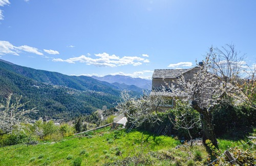 Morosaglia House | Amazing home in Morosaglia with WiFi