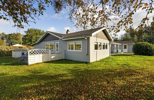 Egense House | Amazing home in Storvorde with WiFi