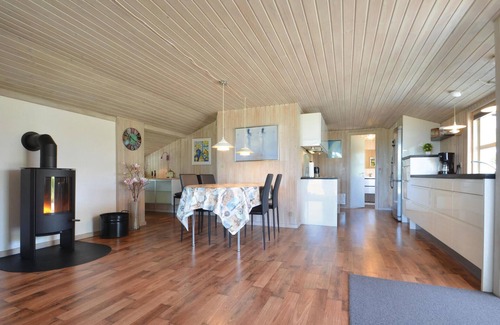 Sønder Vorupør House | Amazing home in Thisted with WiFi