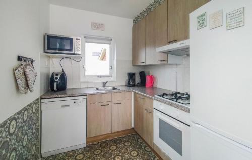 Vlagtwedde House | Amazing Home In Vlagtwedde With Wifi