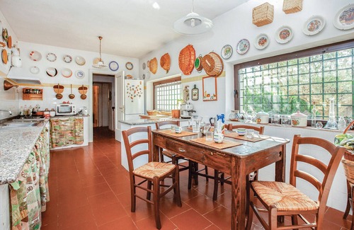 Tocco da Casauria House | Amazing home in Tocco da Casauria