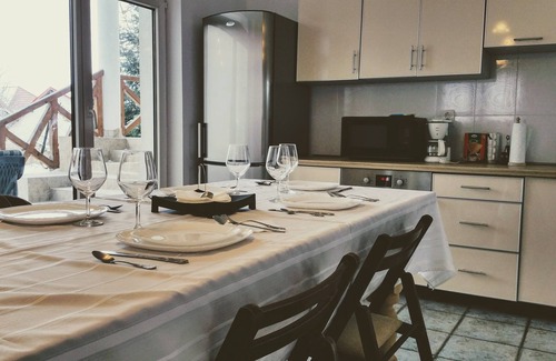 Three Oaks House | Amazing house with beautiful garden, 5 bedrooms, terrace, in the City Centre