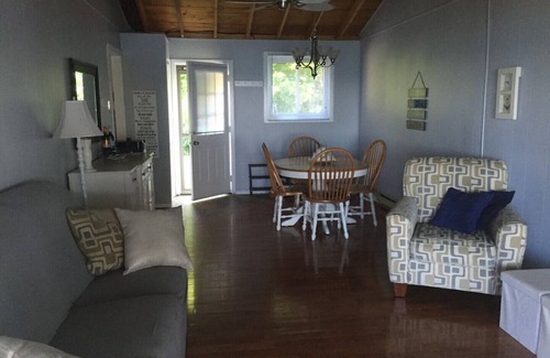 Brighton Cottage | Amazing Lake Ontario Cottage - Close to the County!