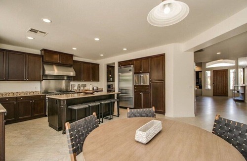 Litchfield Park House | Amazing Litchfield Estate With Backyard Oasis!