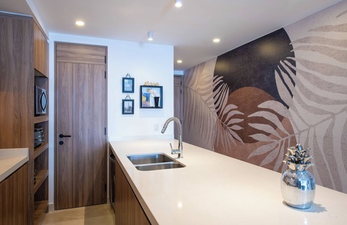 Las Glorias Condo | Amazing OCEAN VIEW, BEACHFRONT Access, Stunning POOL - This is the place!