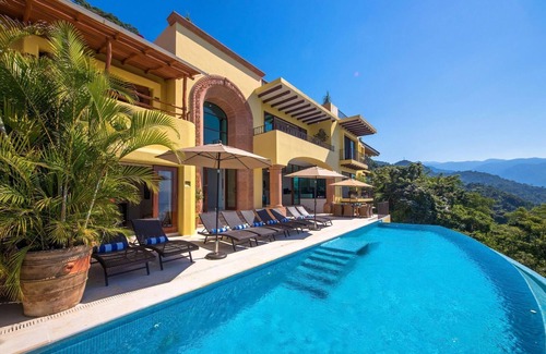Conchas Chinas Villa | AMAZING OCEAN VIEWS HILLSIDE LUXURY VILLA