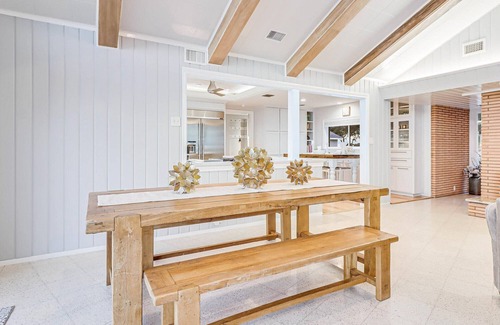 Ingleside House | Amazing Pool! Waterfront, Outdoor Kitchen, Room for the whole family!