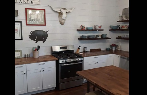 Austin Other | AMAZING PRIVATE GUEST HOME CLOSE TO EVERYTHING