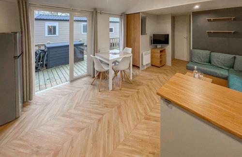 Lauwersoog House | Amazing (sta)caravan in Lauwersoog
