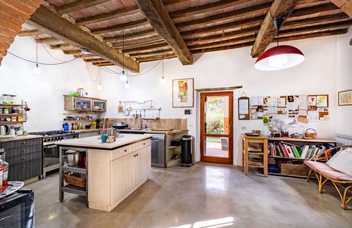 Po' Bandino Villa | Amazing Villa Near The Lake With Pool, Castiglione del Lago, Italy