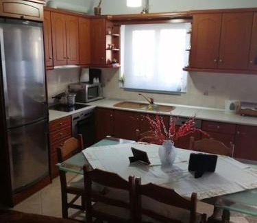 Chalcis House | AMAZING VIEW IN ANTHIDONA