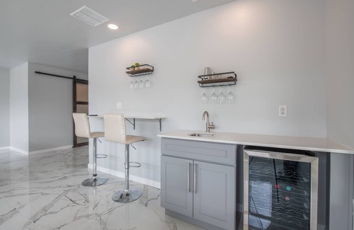 Albuquerque House | Amazing views! Family-sized house with game, fashion mall