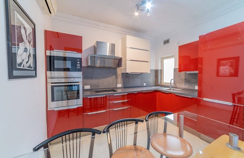 St. Julian's Apartment | Amazing views of Spinola Bay in Heart of St