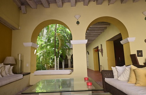 Cartagena Walled City House | Amazing villa and private pool 7 BR