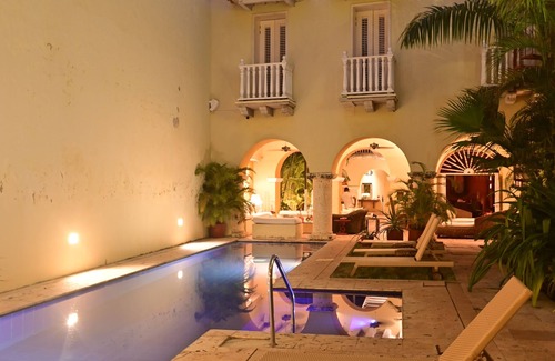 Cartagena Walled City House | Amazing villa and private pool 7 BR