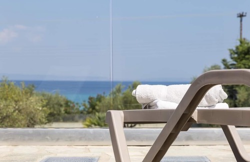 Polichrono Villa | Amazing Villa at the best Spot!
