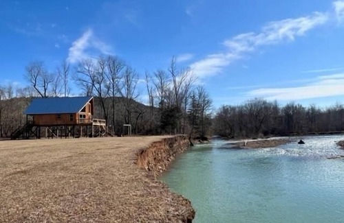 Oark House | Amazing Whitetail Haven on the Mulberry River in Oark Arkansas