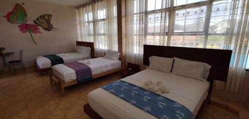 Yarinacocha Hotel | Amazon City
