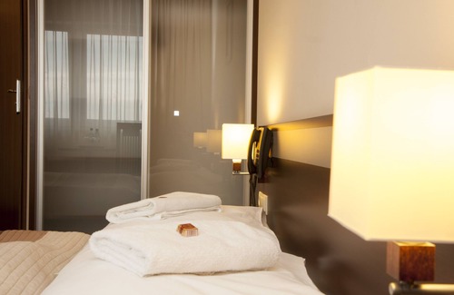 Emaus Hotel | Amber Hotel