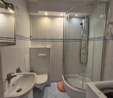 gmina Parzeczew Apartment | Amber room