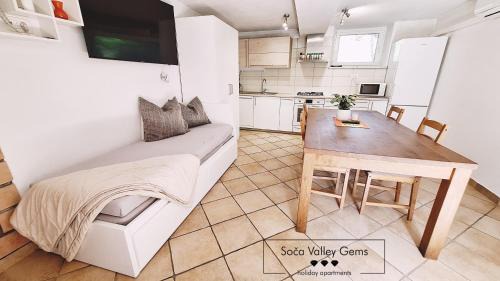 Livek Apartment | Amber STUDIO