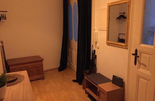 Sudstadt Apartment | Amelia Ferienwohnung