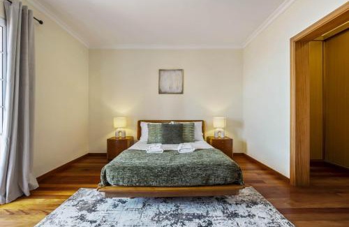 Ponta do Sol House | Amendoeira Residence by Homie