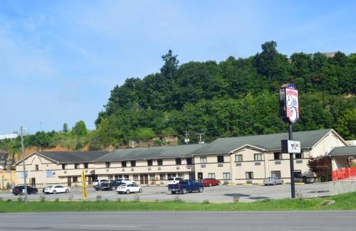 Bonnyman Hotel | American Elite Inn
