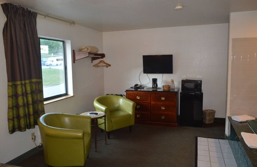 Bonnyman Hotel | American Elite Inn