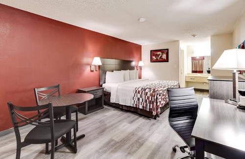 Corsicana Hotel | American Inn