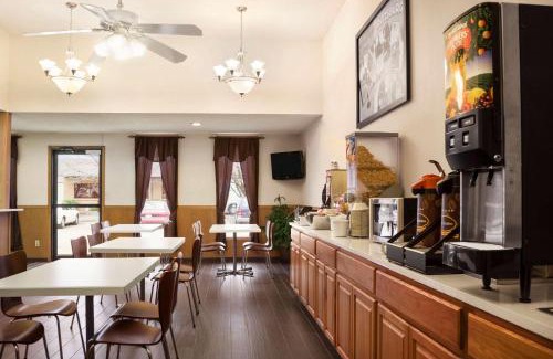 Pittsburg Hotel | Americas Best Value Inn Pittsburg