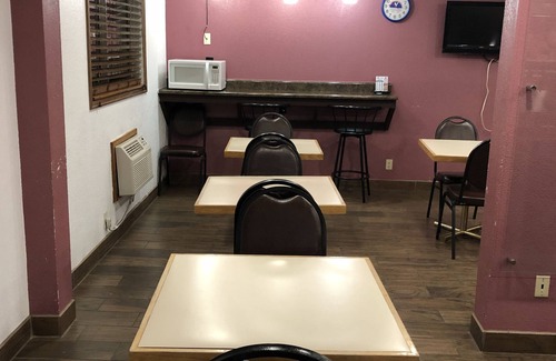 Sidney Hotel | Americas Best Value Inn & Suites Sidney