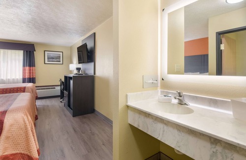Independence Hotel | Americas Best Value Inn & Suites Independence VA