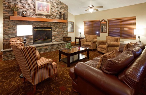 Thief River Falls Hotel | AmericInn by Wyndham Thief River Falls