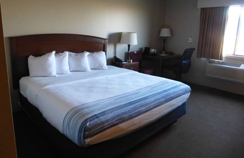 Mitchell Hotel | AmericInn by Wyndham Mitchell