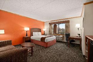 Virginia Hotel | AmericInn by Wyndham Virginia