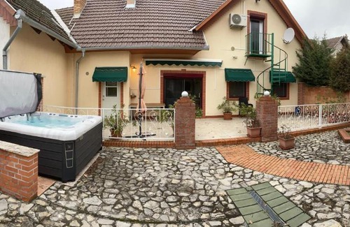 Orfu Apartment | Amerikai Álom