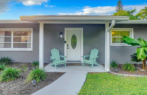 Bradenton House | AMI, IMG, Boating, Fishing, Snorkeling, HotTub, Bikes, Kayaks, Golf, Dogsitting