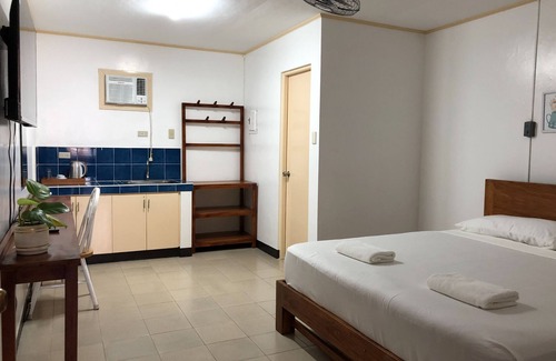 Mendez Crossing West Hotel | Amirsache Villa